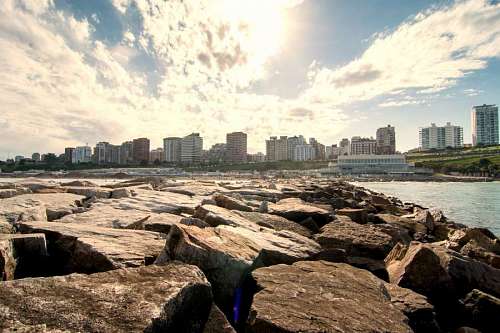 Costa en la ciudad de Mar del Plata, Argentina