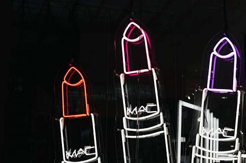 letrero Cartel luminoso neon de lapiz labial