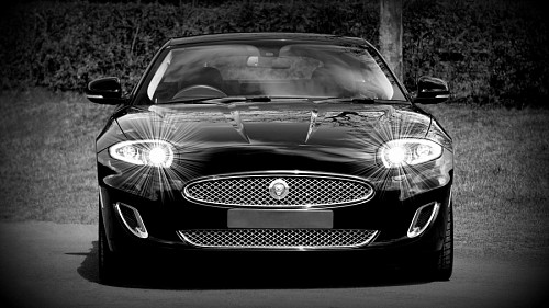 Coche Jaguar negro para fondo de pantalla 