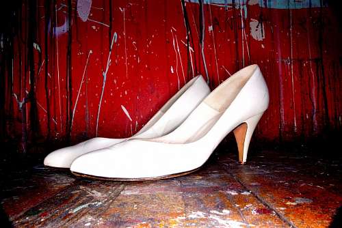 Zapatos blancos