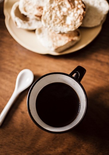 fuerte Café con tostadas  