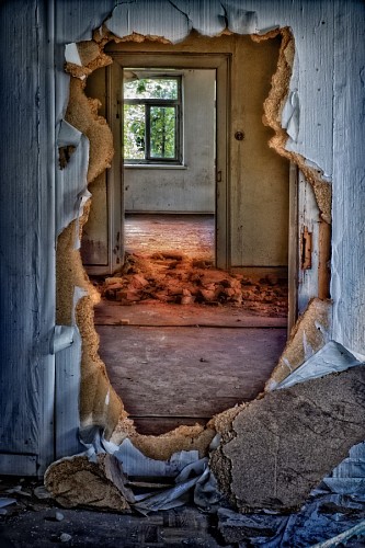 solitario Habitación en ruinas 