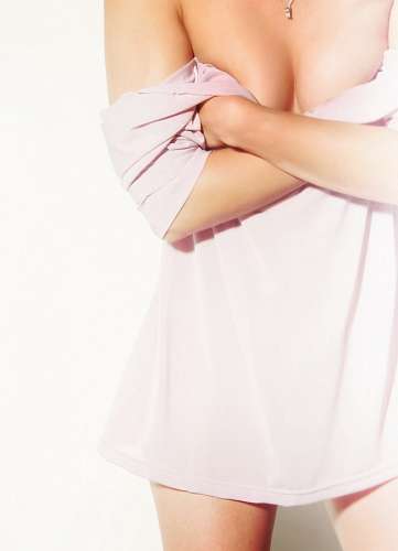 Mujer insinuante