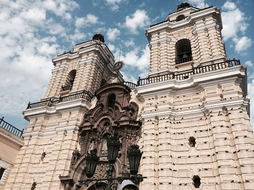 colonia Lima, Peru