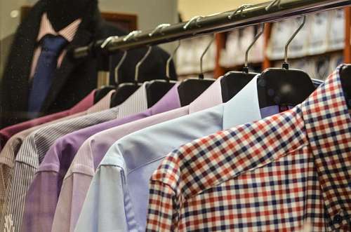 rack Perchero con ropa
