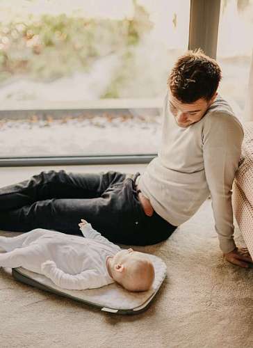 relacion Padre e hijo en su casa
