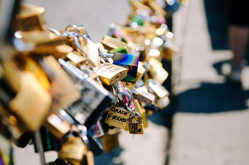 amor sentimiento Puente de los candados de los enamorados 
