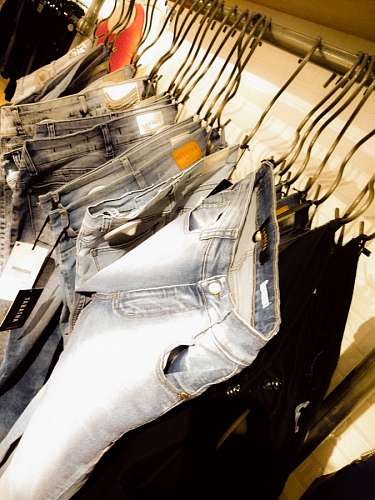 pequena empresa Ropa en tienda