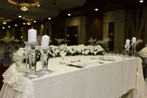 Mesa aleatoria en una boda