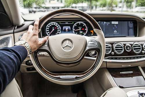 manejar Mercedez Benz