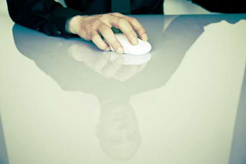 Hombre de Negocios con Mouse