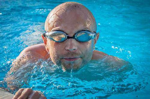 piscina Hombre nadando