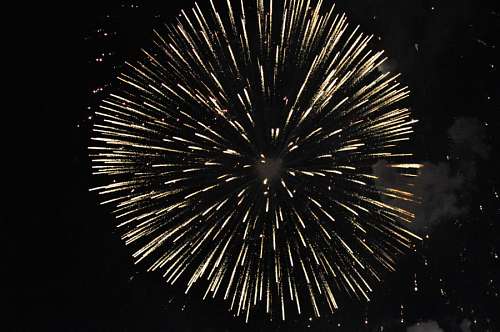 explosion Fuegos Artificiales