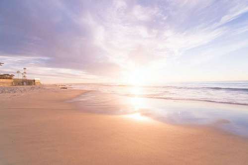 Atardecer en una playa de San Diego, California