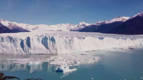 hermosa vista aérea del glaciar perito moreno en Santa Cruz,Argentina