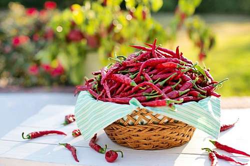 aji Pimientos de Cayena en Bowl listos para comer 