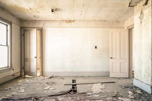 roto Cuarto vacio en remodelacion