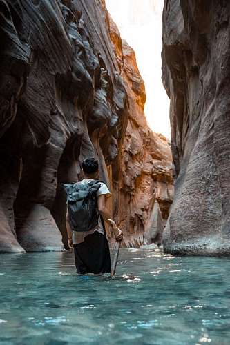 beautiful view of the Jáchal river from inside a canyon
