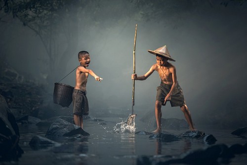 pescadores Niños pescando 