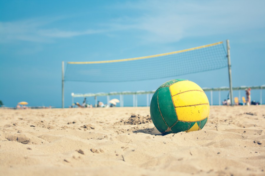 🥇 Imagen de pelota, arena, balon, playa, amarillo, sol, verano - 【FOTO