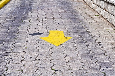 fondo, background, Asfalto, Señal, señales de transito, Calle, gris, textura, Amarillo, Flecha, Direccion,P052014, Freejpg