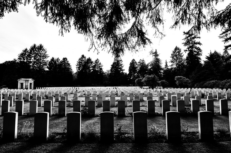 cementerio, tumba, lapidas, blanco y negro, muerte, concepto, 
