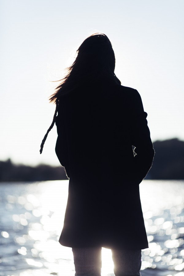 mujer, invierno, una persona, joven, solitario, mirando, mar, costa, viaje, viajar, vacaciones, exterior, dia, soledad, 