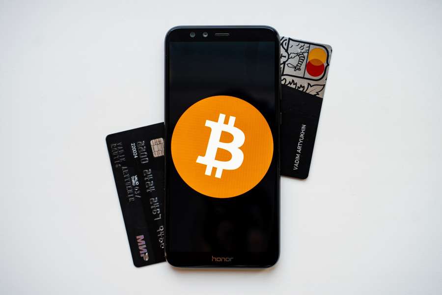 negocio, dinero, moneda, financiar, banco, financiero, electrónico, internet, pago, cripto, acuñar, bitcoin, crédito, bancario, virtual, intercambio, paga, tarjeta, efectivo, oro, concepto, digital, mercado, comprar, minería, bit, economía, dorado, símbolo, comercio, fondo, comercio, criptografía, blockchain, firmar, criptomoneda, débito, tecnología, en línea, red, web, icono, inversión, seguridad, cuenta, aislado, blanco, compras, vector, e- comercio

