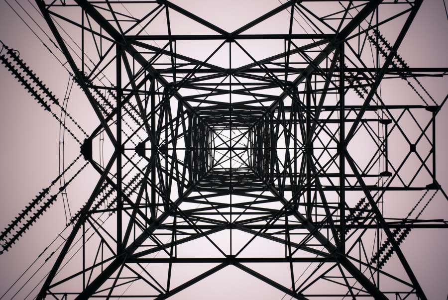 torre, alto, arquitectura, geométrico, construcción, estructura, abstracto, metal, forma, edificio, fondo, diseño, acero, alto, arte, perspectiva, cielo, vista, industrial, paso, interior, redondo, remolino, escalera, circulo, tecnología, escalera, fondo, líneas, concepto, blanco, enviar, cable, energía, Ingenieria, cable, voltio, pilón, polo, línea, infinito, arriba, voltaje, eléctrico, poder