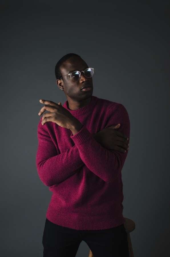 negro, moda, posando, guapo, atractivo, hombre, masculino, retrato, gafas de sol, casual, adulto, persona, joven, cabello, de moda, chico, modelo, fondo, estilo de vida, hermoso, elegante, estilo, de moda, blanco, sexy, guay, elegancia, gafas, aislado, confiado, caucásico, camisa, empresario, chaqueta, chico, barba, hipster, moderno, ropa, macho, glamour, exitoso, uno, contento, traje, urbano, rostro, ropa, serio, maravilloso
