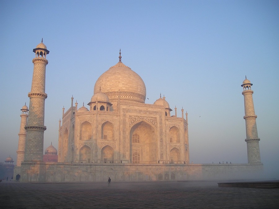 taj, mahal, la india, agra, fondos, Mughal, islam, imperio, torre, tumba, Pradesh, blanco, viaje, mezquita, Yamuna, Jahan, lugar de interes, historia, palacio, verano, minarete, tradicional, Asia, Uttar, Mumtaz, mausoleo, mundo, lugar, compleja, la UNESCO, el patrimonio, famoso, indio, jardin, arquitectura, ciudad, templo, vacaciones, edificios, casa, antiguo, persa, naturaleza, monumento, callejon, simetria, viaje, estructura, paisajes, exterior