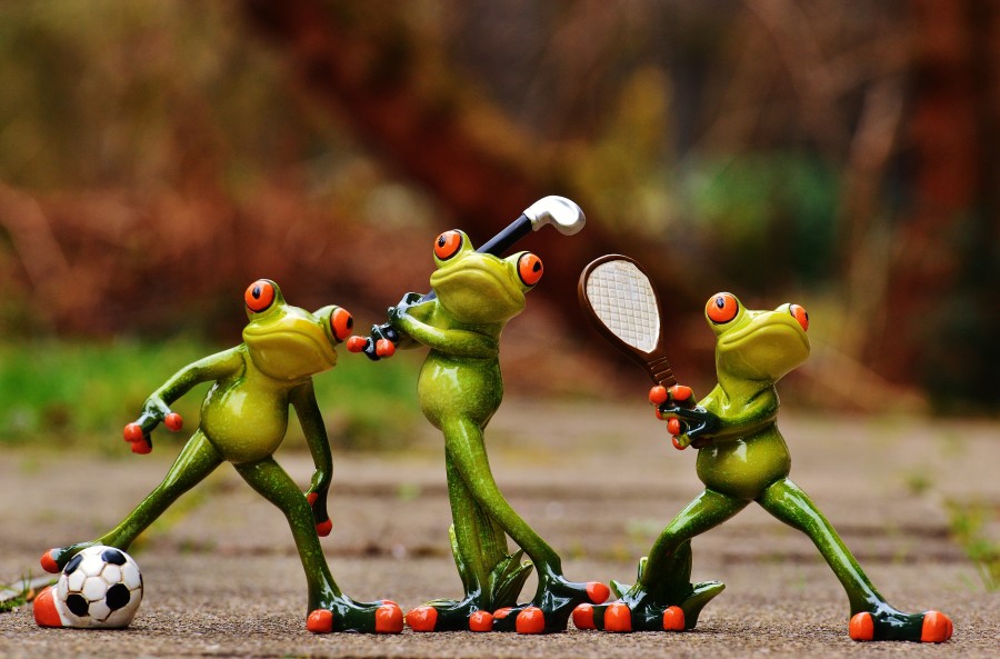 ranas, atletas, deportes, deportistas, futbol, tenis, golf, pelota, raqueta, ocio, movimiento, diversión, gracioso, imagenes gratis, muñecos, adorno