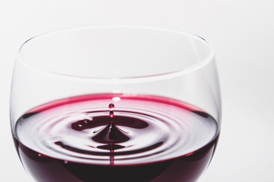 copa de vino, vino, tinto, fondo blanco, nadie, gota, splash, cristal, 