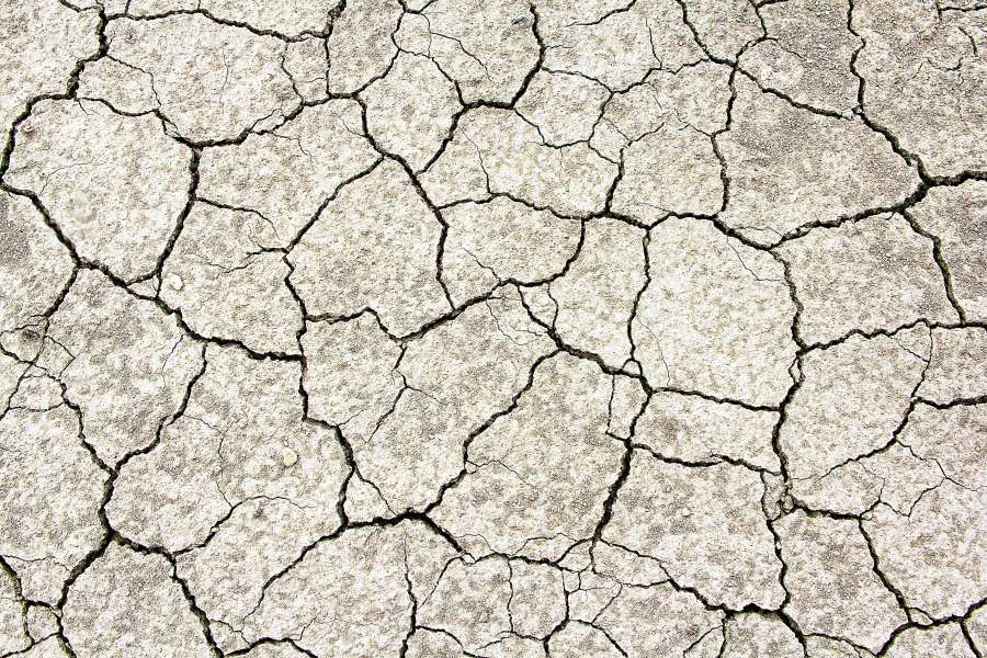 árido, textura, naturaleza, fondo, seco, tierra, desierto, suelo, superficie, suelo, patrón, tierra, medio ambiente, sequía, arcilla, suciedad, arena, abstracto, barro, natural, marrón, grieta, grunge, estéril, clima, erosión, terreno, fondo, polvo, roto, Calentamiento, sucio, verano, áspero, Texturizado, geología, caliente, división, sequedad, calor, de cerca, desastre, global, ecología, ambiental, muerto, papel pintado, clima, detalle, al aire libre