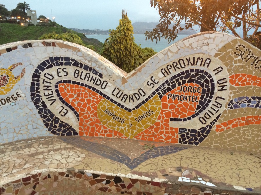 lima, peru, america del sur, america latina, parque del amor, costa, costanera, mural, frase, letras, arte, 