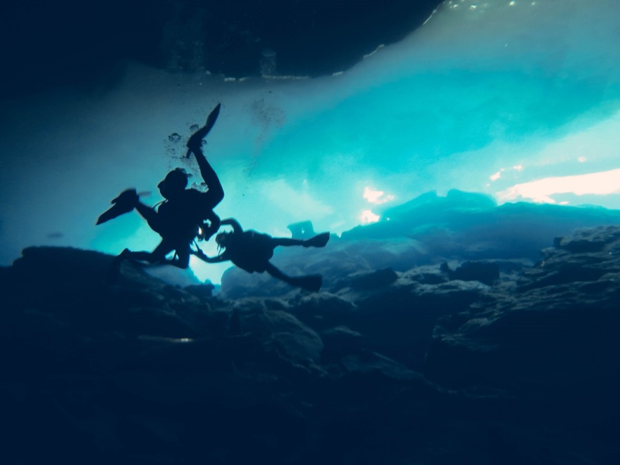 Cueva, buceo en cuevas, cenotes, Ed Gregory, Explorar, Mexico, SCUBA, ,azul, burbujas, submarinismo, subacuatico, buceo, buzo, bucear, deportes, marino, caberna, cueva, submarina, america, 