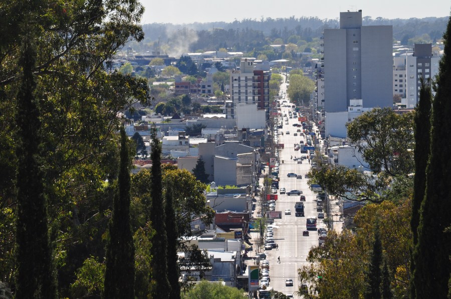 Tandil, Buenos Aires, Argentina, Calle, Avenida, Dia, Ciudad, 