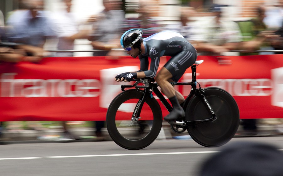 ciclista, ciclismo, deportes, carrera, hombre, joven, velocidad, actividad, dia, publico, deportista, 