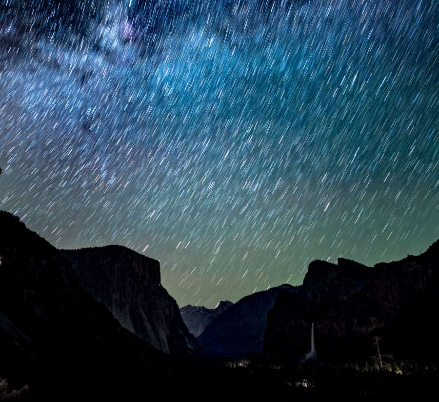 galaxia, estrella, noche, cielo, astronomía, naturaleza, fondo, nebulosa, ciencia, camino, vía láctea, espacio, oscuro, paisaje, montaña, viajar, constelación, lechoso, planeta, astrofotografía, ligero, belleza, azul, verano, asombro cósmico, cosmos, brillante, universo, espacio exterior, sagitario, exposición, largo, océano, aventura, negro, brillante, campo, playa, hermoso, acantilado, colina, al aire libre, mar, extraterrestre, profundo, distante, polvo, tierra, exploración
