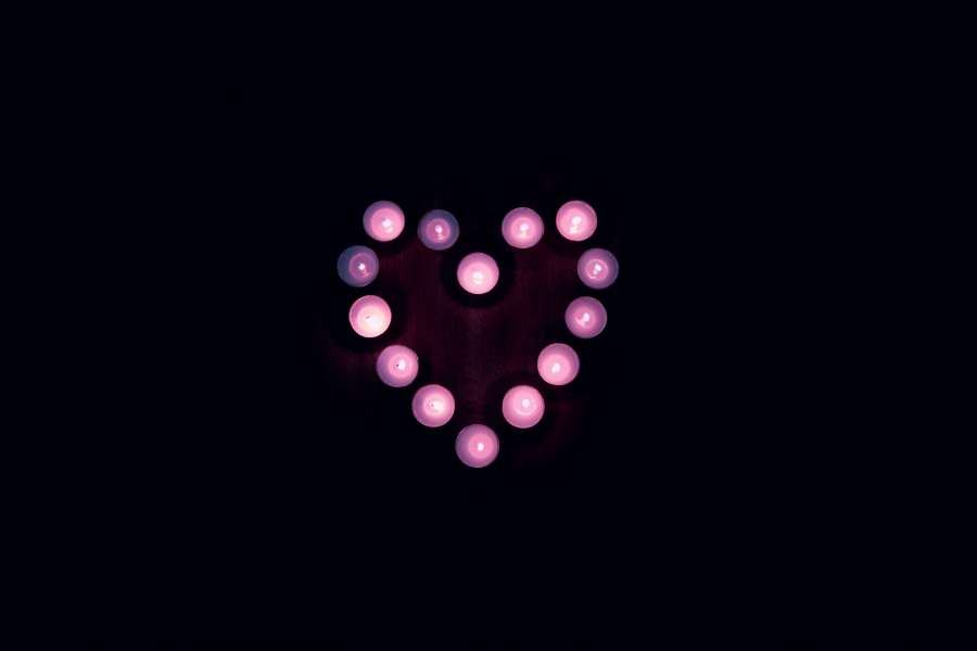 Luz de las velas, Día de San Valentín, Vela, Corazón, Luz de té, Vacaciones, Color de rosa, Estado de ánimo, Romántico, Oscuro, Resplandor, San Valentín
