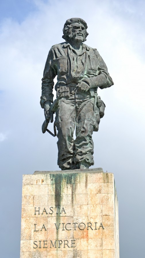 che, cuba, estatua, revolución, che guevara, estatua de bronce, monumento, revolucionario, patriota, revolución cubana, héroe nacional, guerrilla, marxismo, rebelde, comunista, lugar, famoso, santa clara, mausoleo,