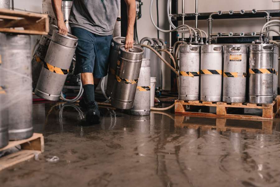 tanque, industria, planta, fermentación, producción, acero, fábrica, contenedor, almacenamiento, moderno, equipo, industrial, bodega, barril, alcohol