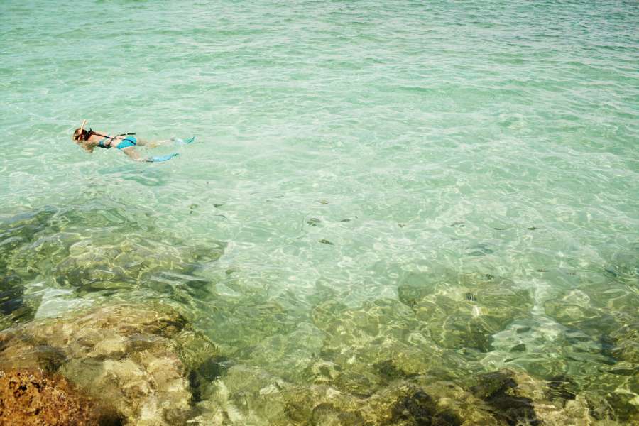 laguna, tropical, azul, viaje, destino, verano, agua, caribe, vacaciones, mar, océano, exótico, turquesa, bahía, nadie, vacaciones, naturaleza, playa, paisaje, paisaje, paraíso, cielo, costa, idílico, soleado, escénico, profundo, isla, transporte, tailandia, egeo, barco, yate, coral, corfú, griego, creta, hembra, turismo, color, navegación, extremo, turista, lujo, grecia, europa, islas vírgenes británicas, al aire libre, tranquilo, apuntalar, horizonte, arena, vistoso, islas vírgenes, playa, línea costera, bvi, virgen gorda, perfecto, azur, palma, sol, marina, hermosa, escapada, atolón, jónico, submarino, claro, snorkel, estilo de vida, submarino, vacaciones, méjico, cara, egipto, máscara, marina, mujer, buzo, nadar, morena, ocio, bucear, maldivas, pescado, gafas, día, escafandra autónoma, esnórquel, recreación, vibrante, joven, zumbido, europeo, aventura, paxos, velero, diversión, deporte, aéreo, rojo, vista, asombroso, arrecife
