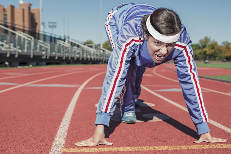 mujer, deportes, pista, correr, running, inicio, comienzo, meta, partida, carrera,  largada, 