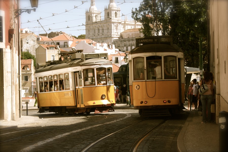 Portugal, Europa, Paisaje Urbano, tranvia, transporte, amarillo, 
