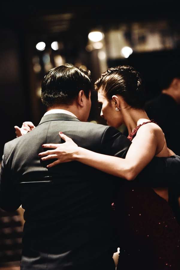 argentina, tango, pareja, baile, gente, pasión, mujer, bailarín, música, romance, actuación, hombre, latín, entretenimiento, adulto, belleza, latino, vestir, moderno, tangoing, realizar, movimiento, negro, emociones, elegante, hispano, casual, pose, hermoso, hembra, caliente, hombres, líder, colores, elegancia, mujeres, bailarines
