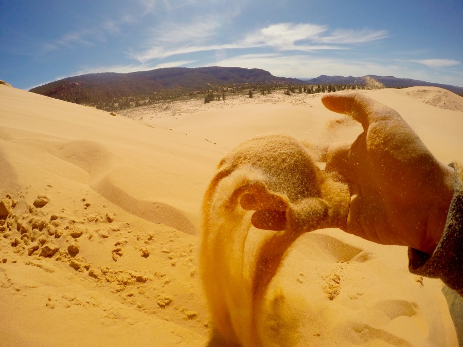 una persona, gente, hombre, manos, arena, desierto, calor, concepto, duna, dunas, 