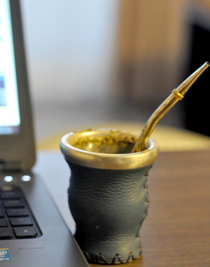 mate, bebida, caliente, sudamerica, america, laptop, computadora, tecnologia, interior, nadie, bombilla, 