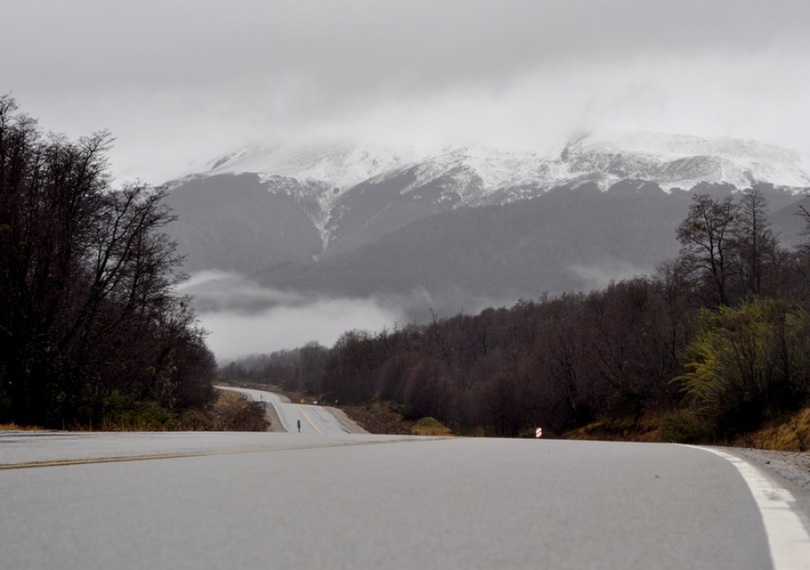 ruta, agentina, neuquen, san martin de los andes, dia, camino, carretera, montaña, montañas, invierno, nadie, 
