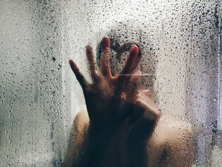 Ventana, Vidrio, Niebla, Niebla, Condensación, Ducha, Desnudo, Persona, Mano, Corazón, Wonderlust, Vida, Nostalgia, Corazón roto, Tristes